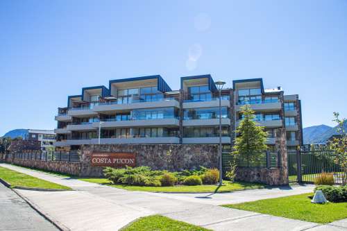 Arriendo Departamento N�203 en Condominio Costa Puc�n 4, Torre 1