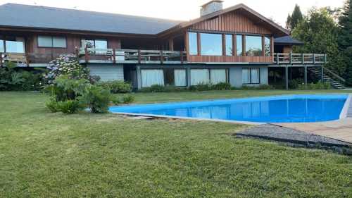 Arriendo Casa Array�n en Condominio Roble Villarrica, con vista al Lago