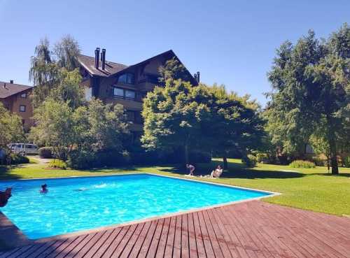 Arriendo Departamento N�22 en Condominio El Bosque, Torre 2