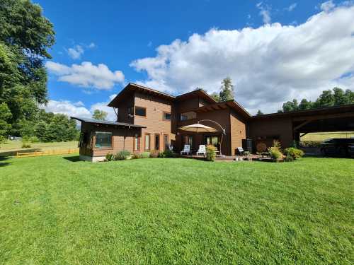 Se Vende Hermosa Casa en Condominio Canto del Agua en sector de Los Riscos, Puc�n.